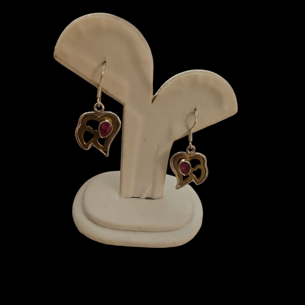 Silver Tone Earrings w/Red Accents - Picture 1 of 2